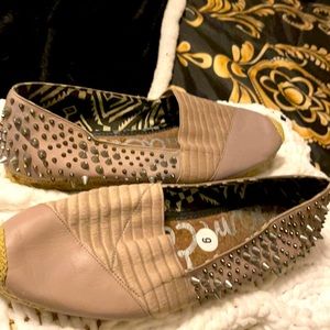 Sam Edelman taupe leather& fabric spiked slipons 9